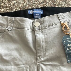 Democracy Light Gray Women’s Chinos